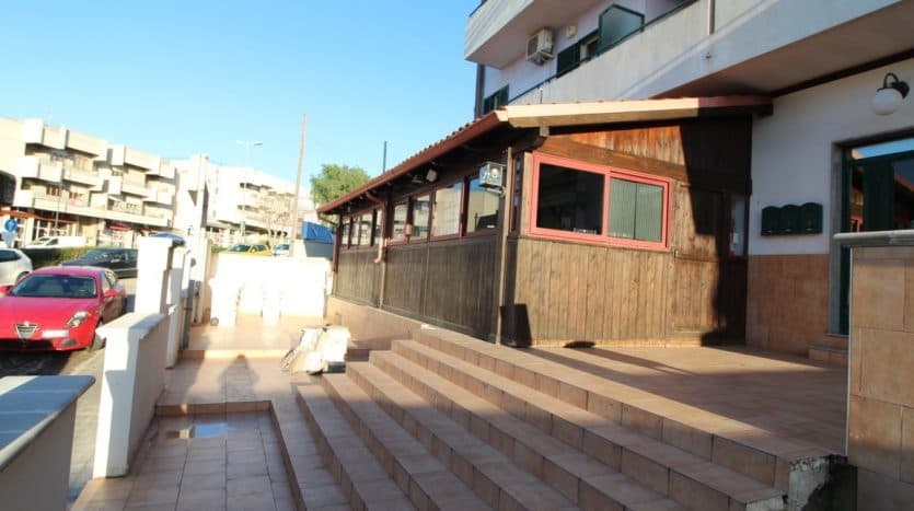 Ampio locale in vendita a San Giorgio Ionico