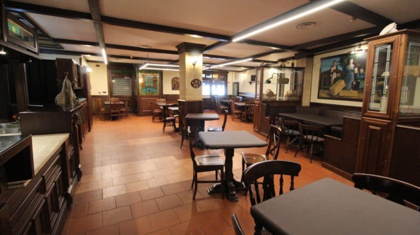 Ampio locale in vendita a San Giorgio Ionico — foto 2