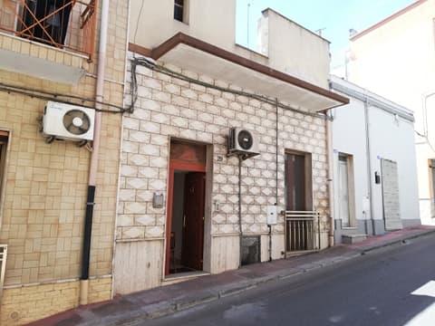 Casa indipendente a San Giorgio Ionico