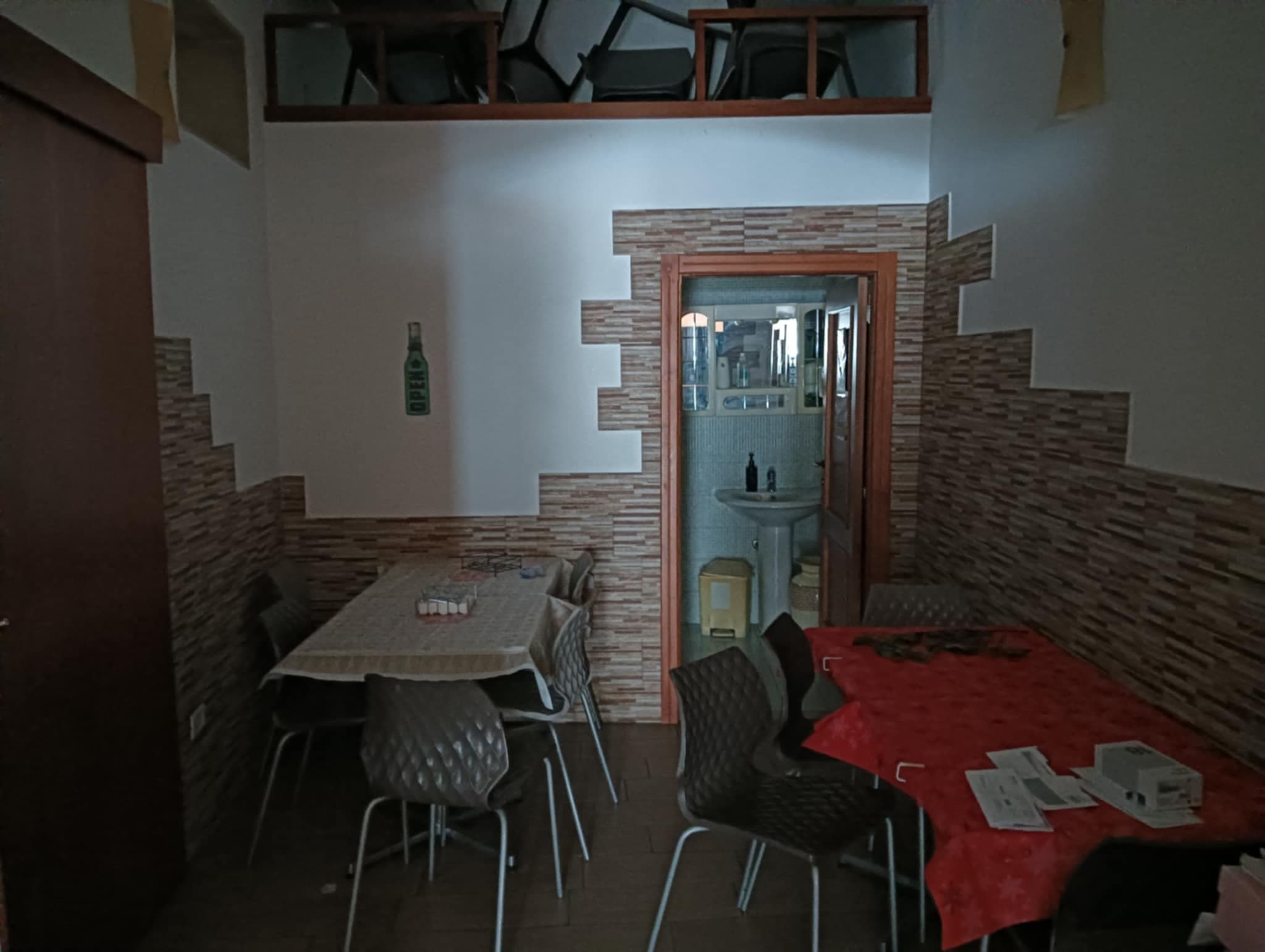 Negozio centralissimo a San Giorgio Ionico — foto 3
