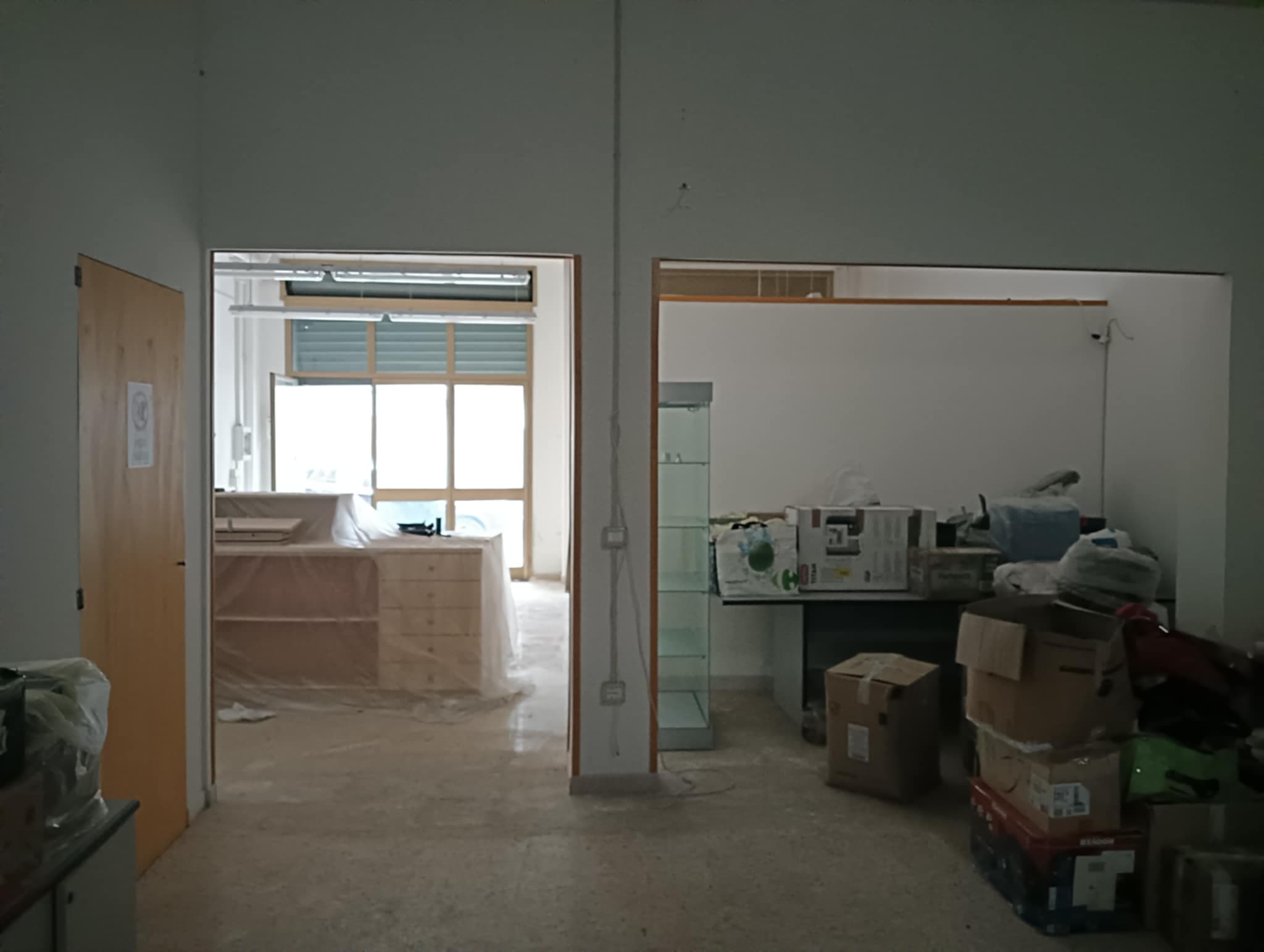 Spazio commerciale nel cuore di San Giorgio Ionico — foto 2