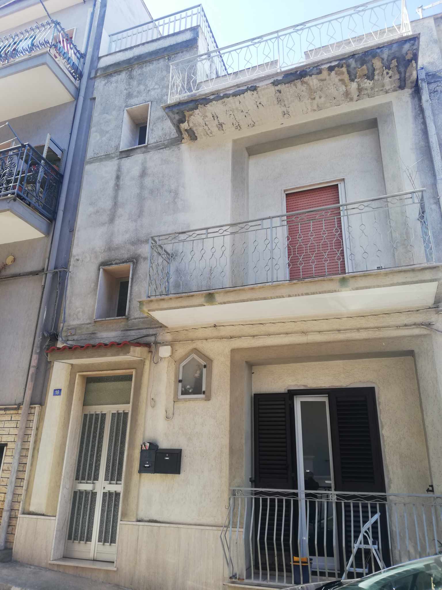 Ampia casa indipendente a San Giorgio Ionico