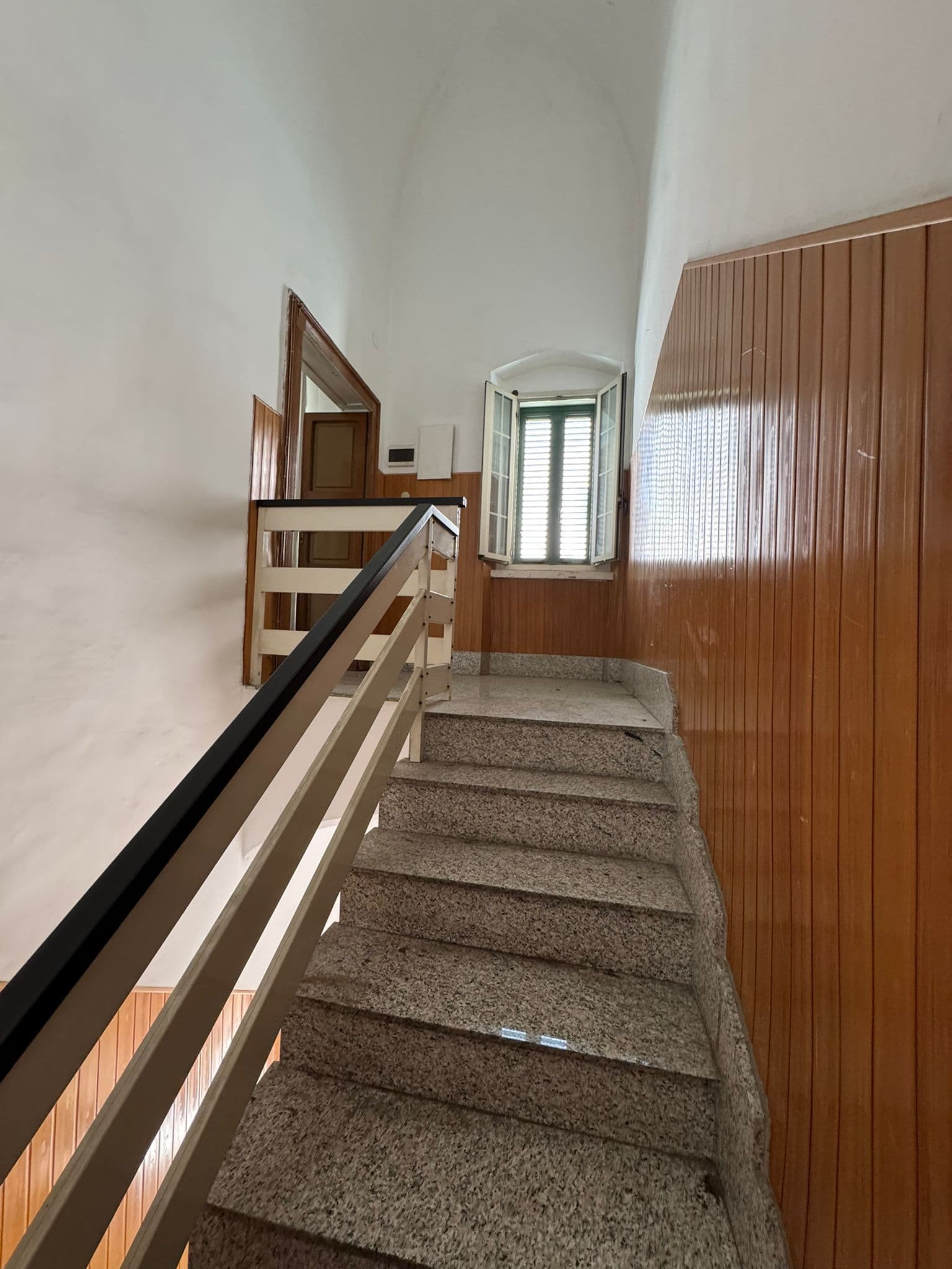 Ampio appartamento in vendita a San Giorgio Ionico — foto 3